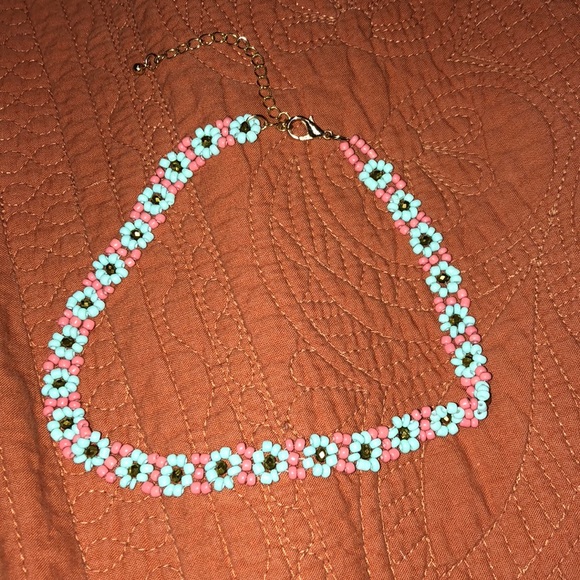Choker - Picture 2 of 2